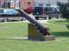 Cannon_at_Accomack_Co_Courthouse.jpg (55152 bytes)