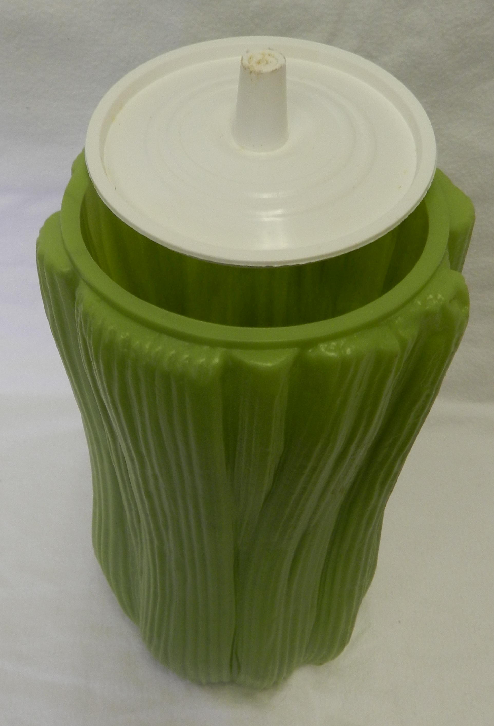 Vintage Retro Avocado Green Celery Plastic Keeper Container Canister 